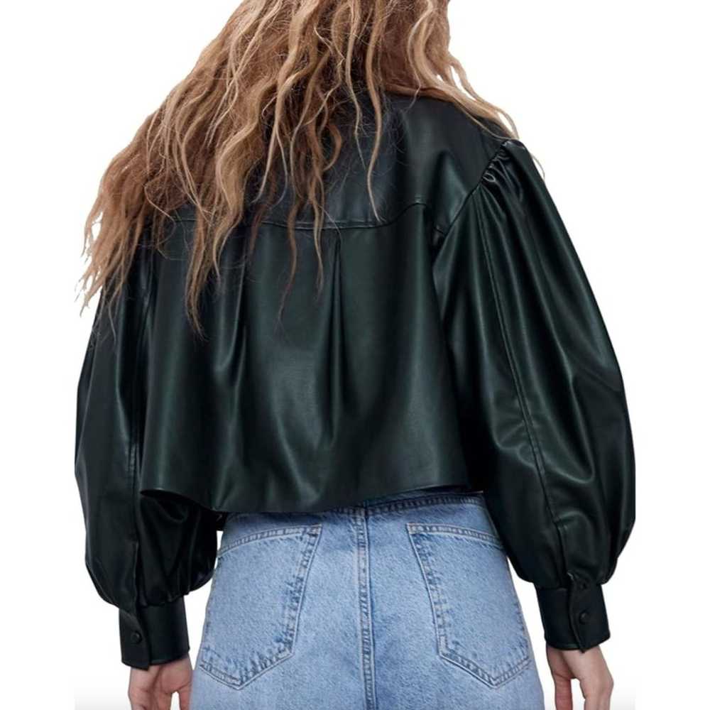 Zara Cropped Vegan Faux Leather Jacket Women's Si… - image 5