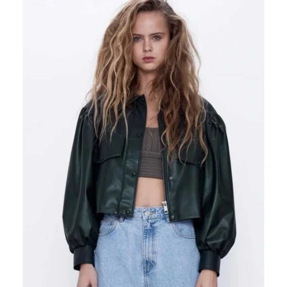 Zara Cropped Vegan Faux Leather Jacket Women's Si… - image 6