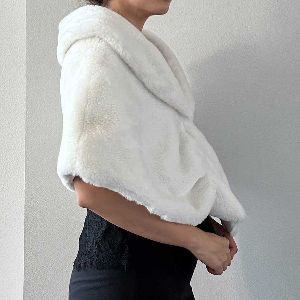 BHLDN Maxime Satin-Lined Faux Fur Wrap  Size Large - image 8