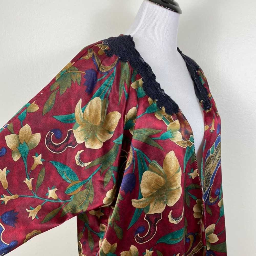 Victoria's Secret Vintage Floral Kimono - image 4