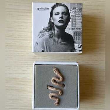 Taylor swift reputation snake - Gem