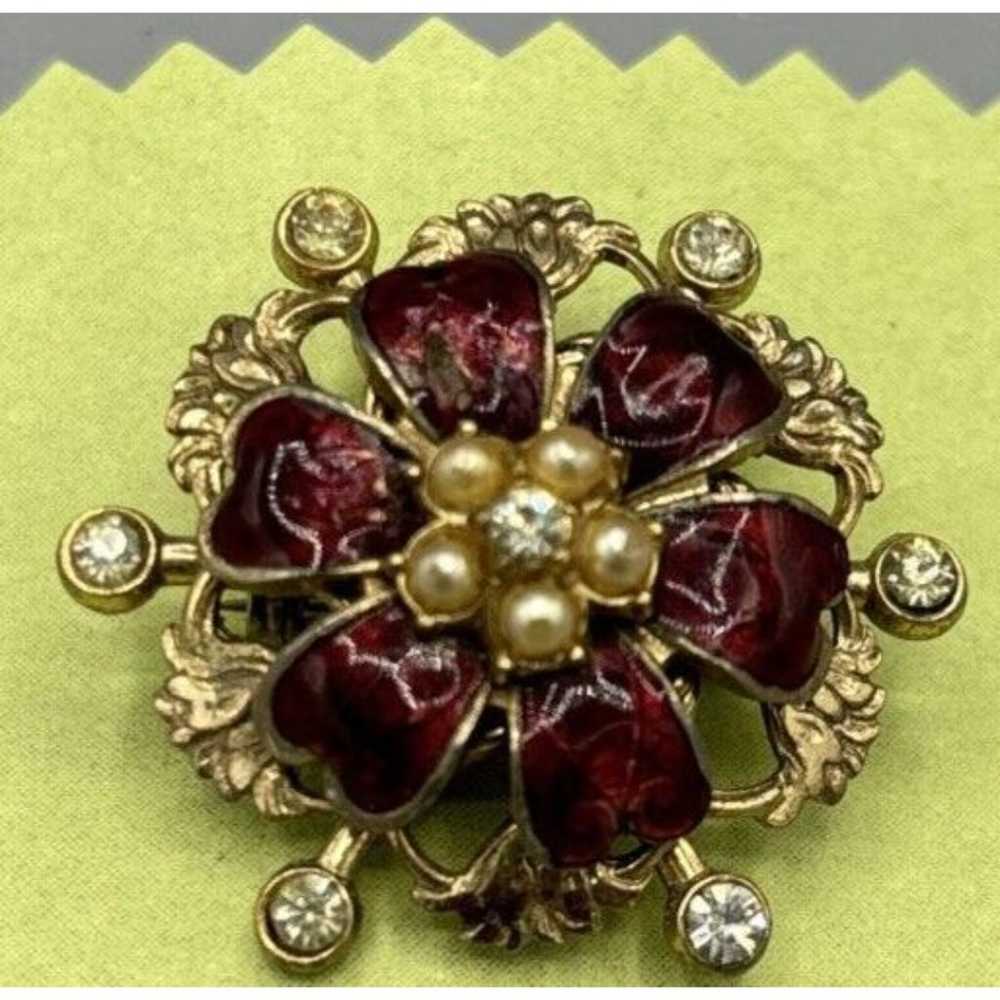 Vintage Coro Brooch Pin Red Floral Burst Rhinesto… - image 1