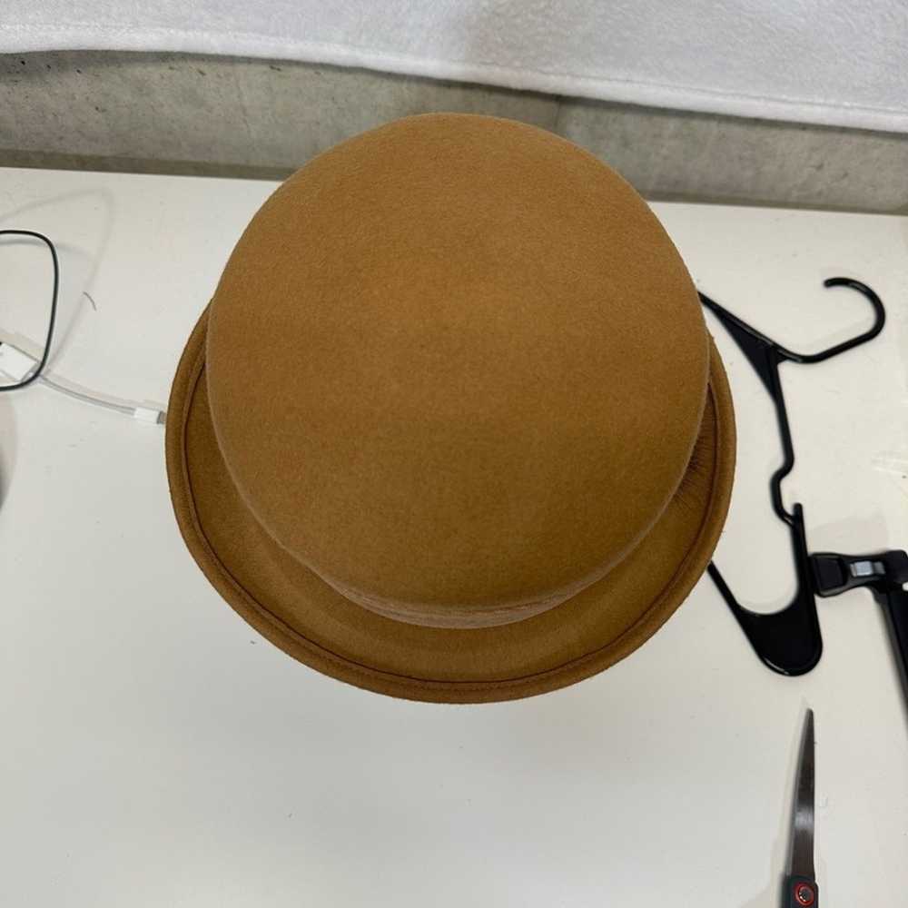 Lord & Taylor 100% Wool Tan Bow Round Hat - image 4