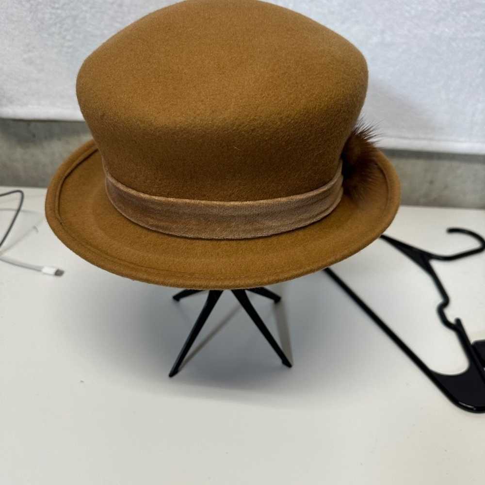 Lord & Taylor 100% Wool Tan Bow Round Hat - image 5