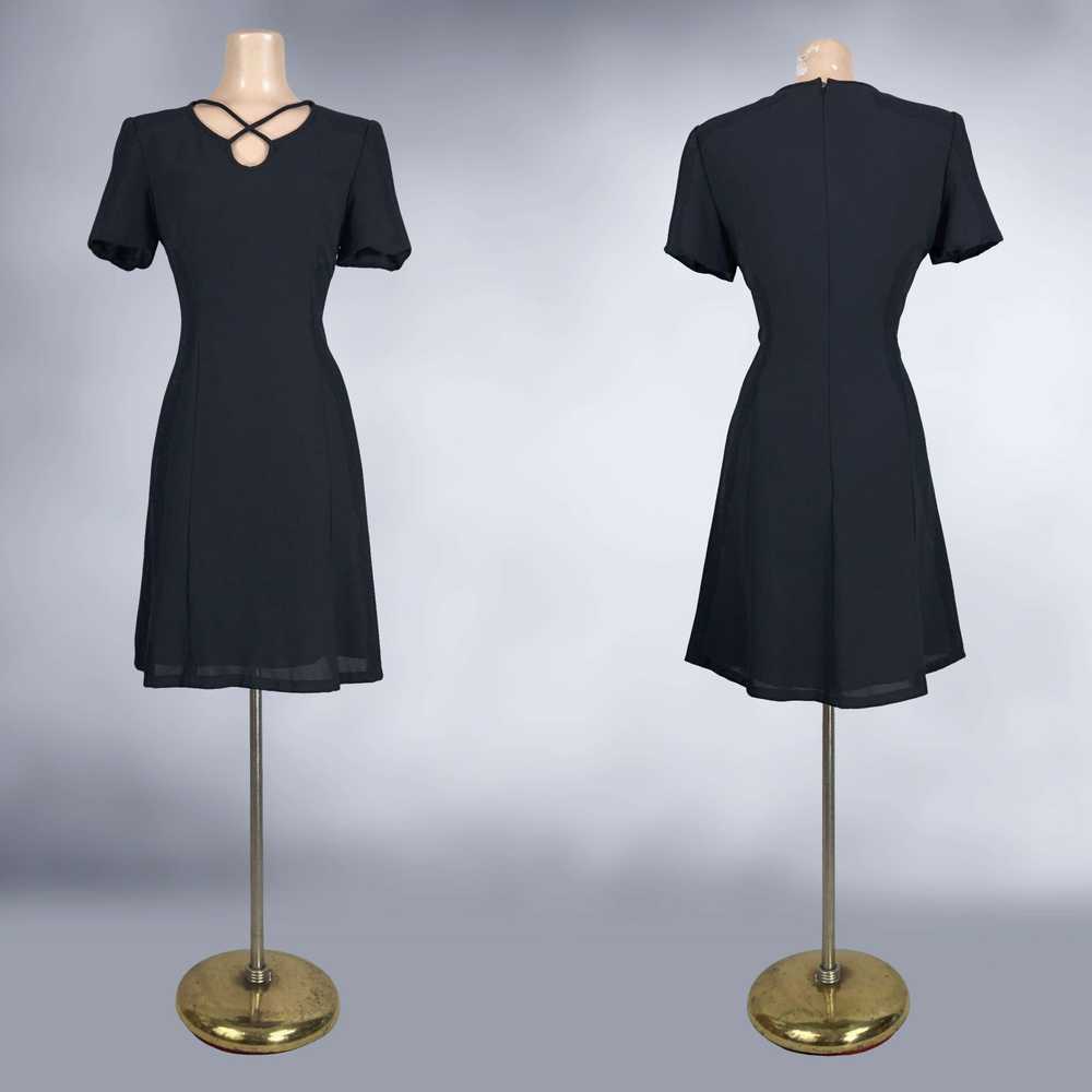 80s Vintage Cage Neckline Little Black Dress by L… - image 3