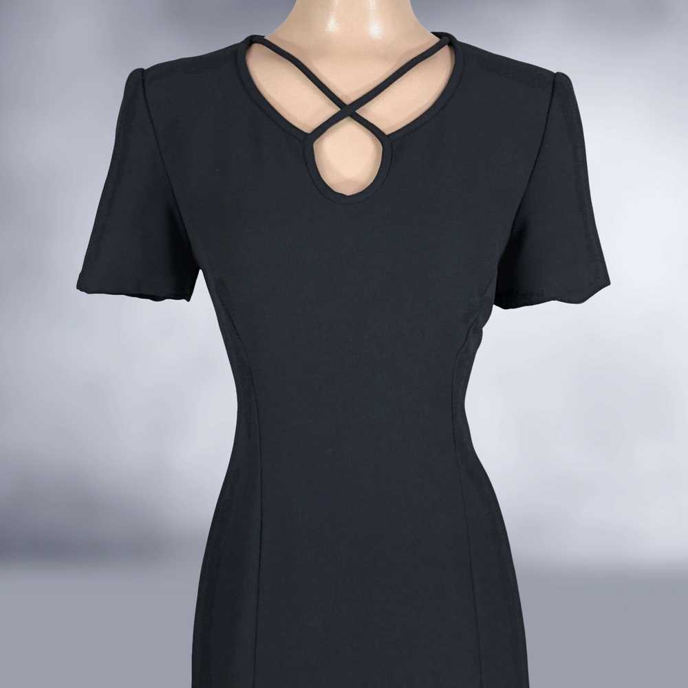 80s Vintage Cage Neckline Little Black Dress by L… - image 5