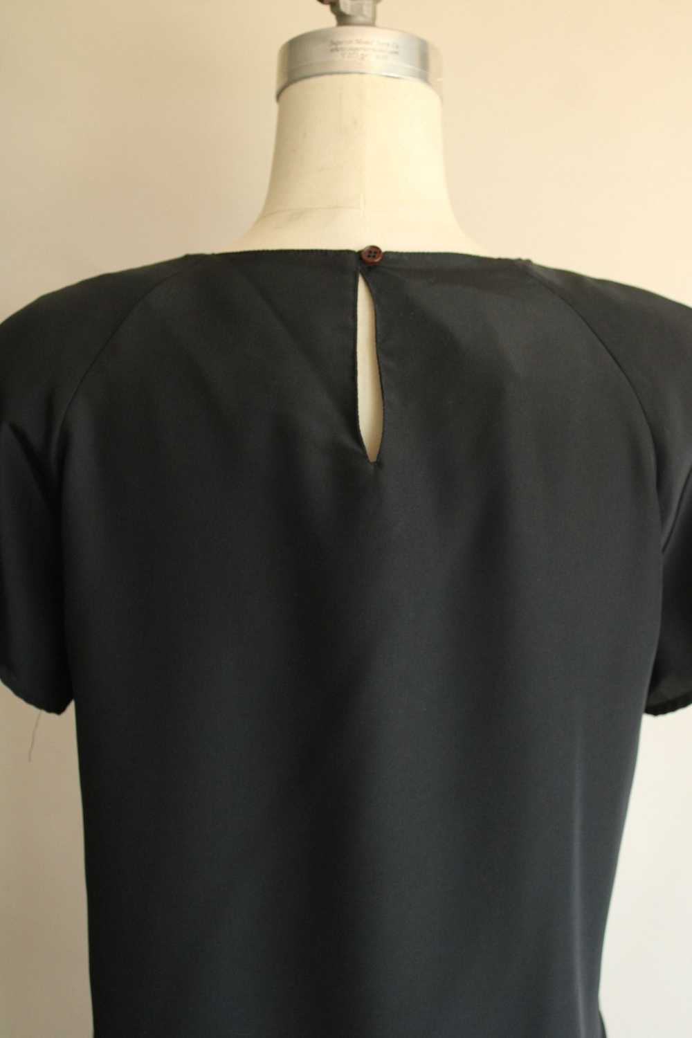 Vintage 1990s Black Shirt with Keyhole Back and S… - image 6