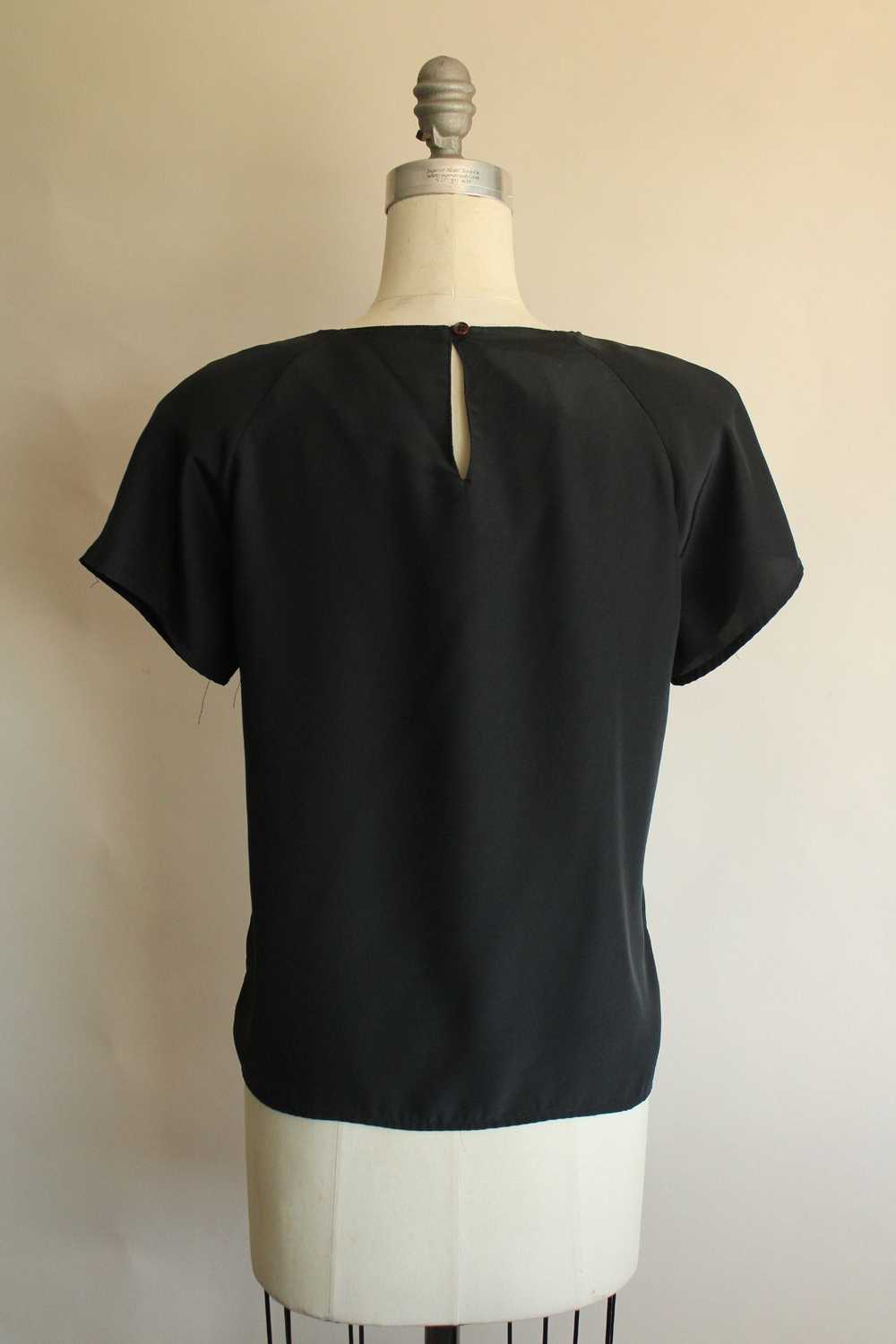 Vintage 1990s Black Shirt with Keyhole Back and S… - image 7