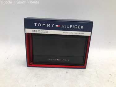 Tommy Hilfiger Mens Leather Wallet - image 1