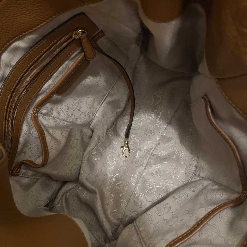 Michael Kors Fulton Hobo Pebbled Leather Shoulder… - image 3