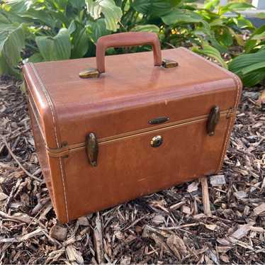 Vintage MCM Samsonite Brown Makeup Train Case - image 1