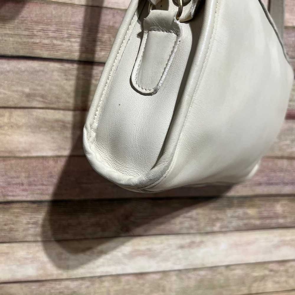 Coach White Leather Vintage Crossbody - image 5