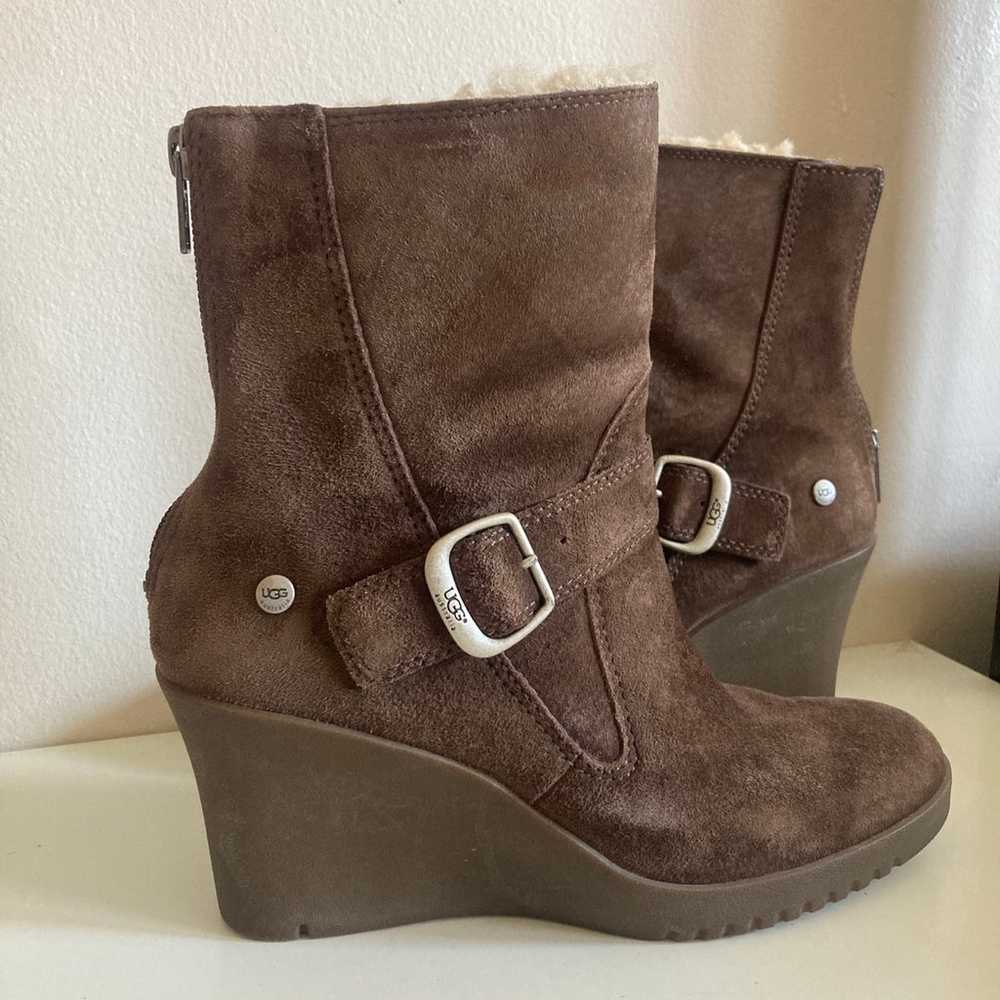 UGG Gisella Size 8 Brown Suede Leather Buckle Zip… - image 2