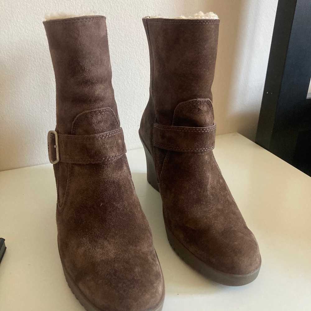 UGG Gisella Size 8 Brown Suede Leather Buckle Zip… - image 3