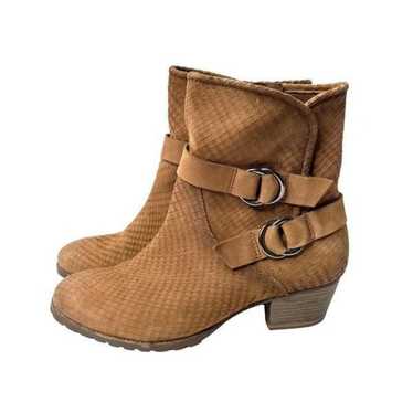 Tamaris leather textured buckle boots Sz 39 boho w