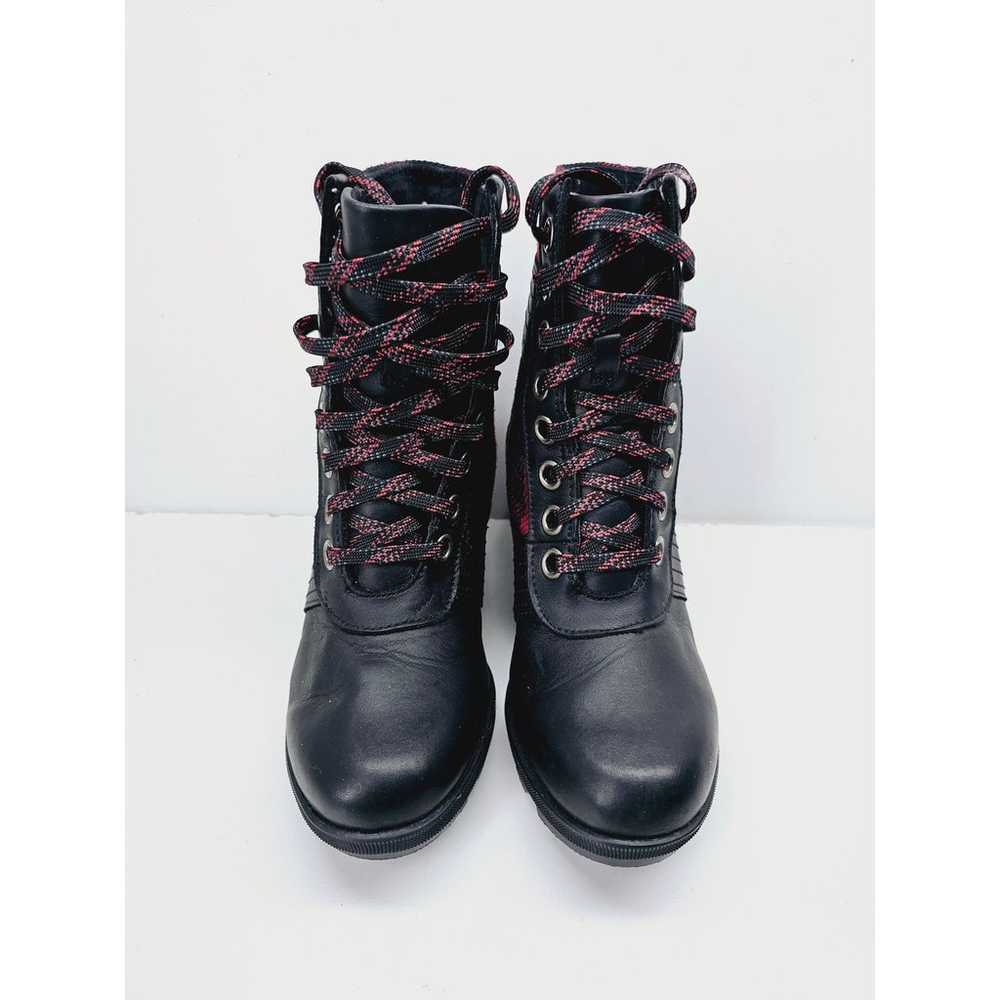 Sorel Women's Size 6.5 Black Boots - image 7