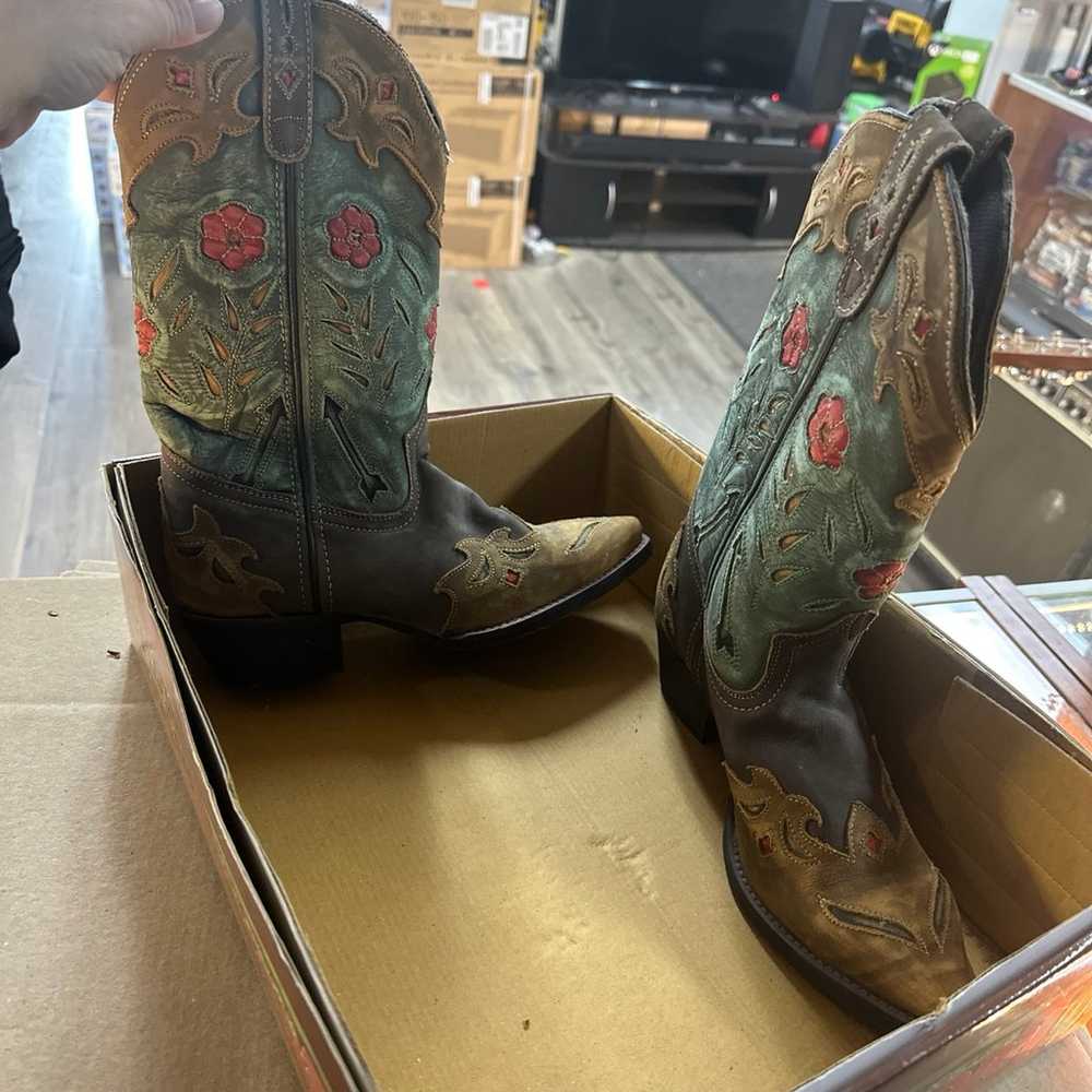 Laredo cowgirl boots - image 2