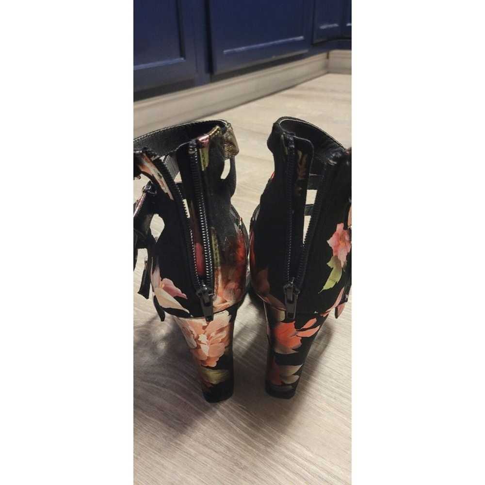 Shoe Republic High Heels "Rose" Black Oriental 6 … - image 8