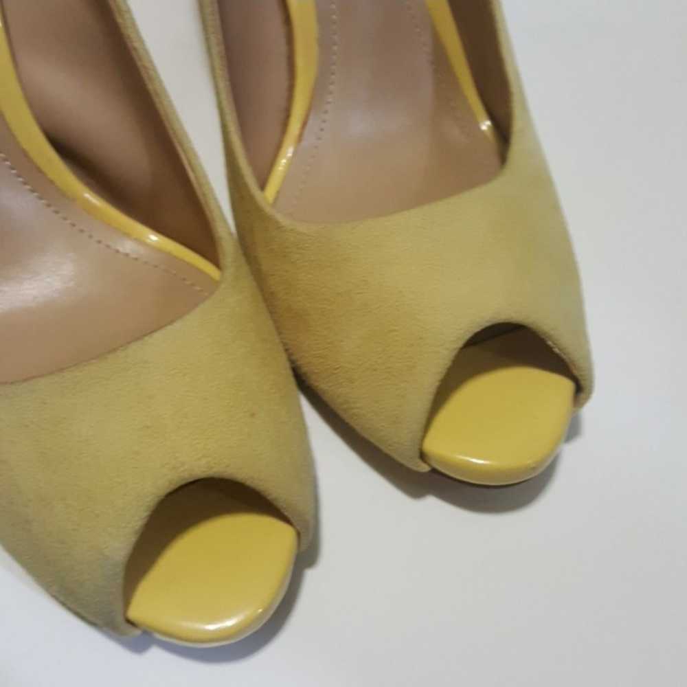 ALDO Yellow Genuine Leather Peak Toe Heels-Size 8 - image 4