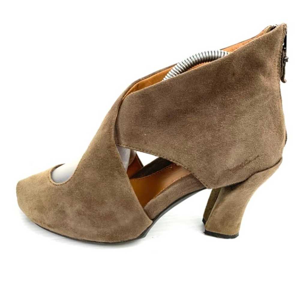 EARTHIES "Syriana" Suede Peep Toe Heels - image 3