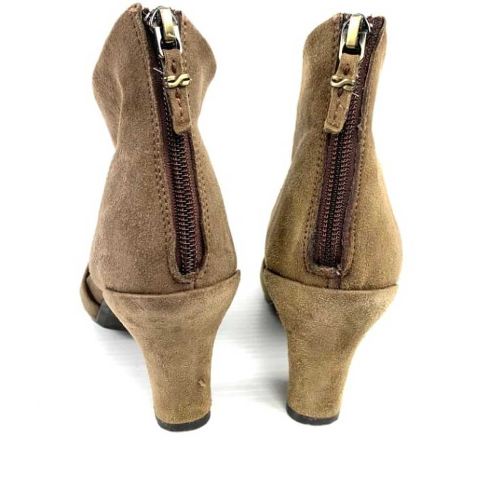 EARTHIES "Syriana" Suede Peep Toe Heels - image 4