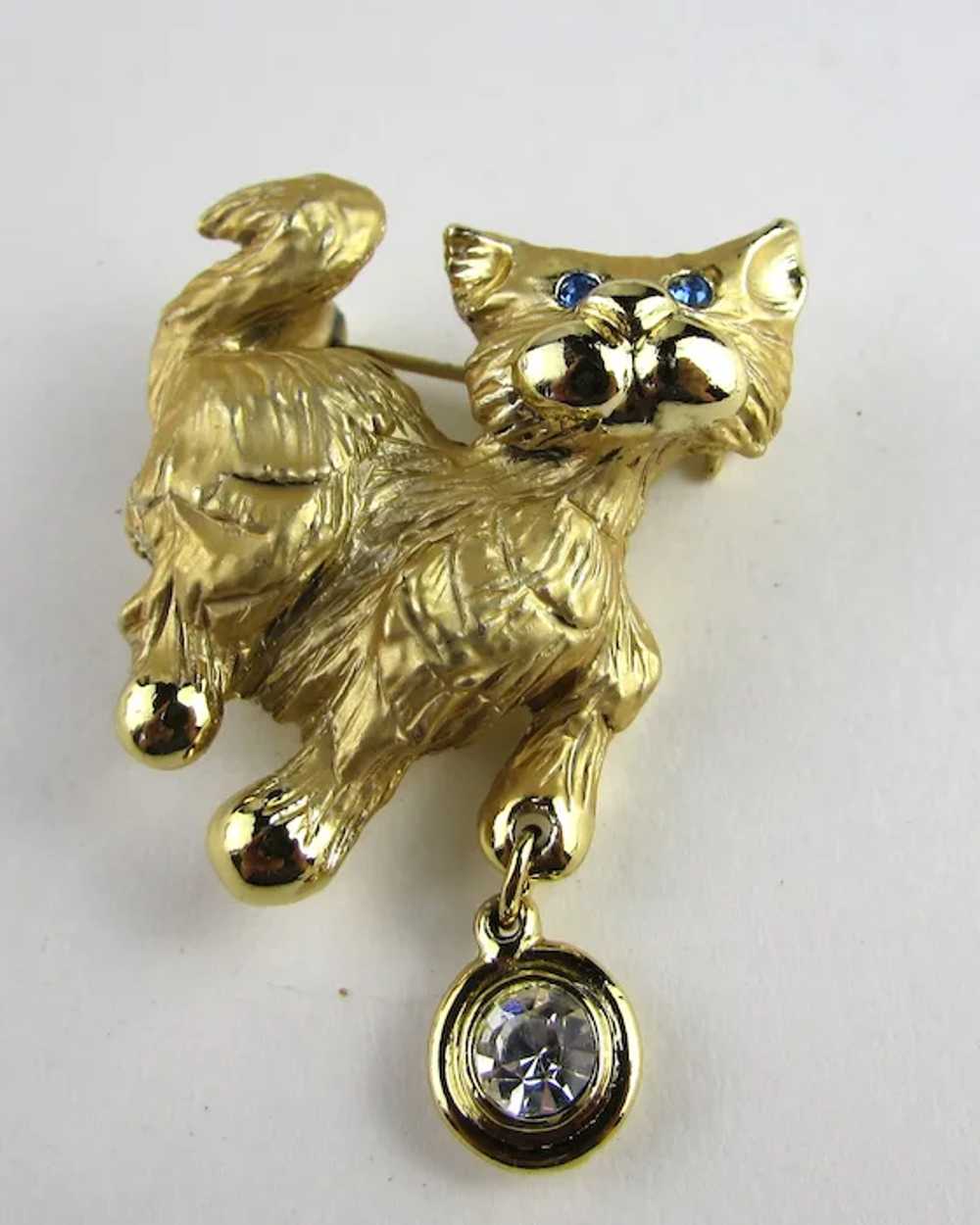 Vintage Lisner Mid-Century Gold Tone Cat Pin With… - image 5