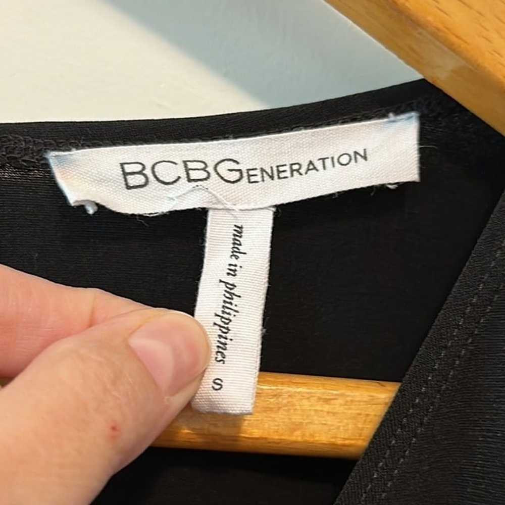 BCBGENERATION Long Sleeves Black V-Neck Romper—Si… - image 9