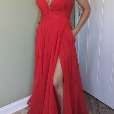 La Femme Red Prom/Formal Dress Size 4