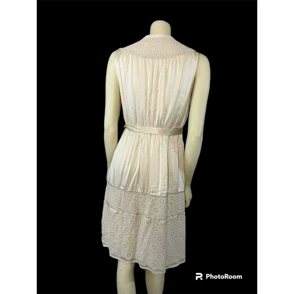 Hanii Y cream Silk sleeveless belted dress button… - image 5