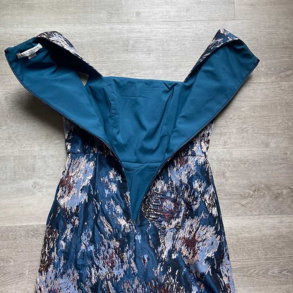 Kay Unger Cap Sleeves Jacquard Dress size 2 - image 10