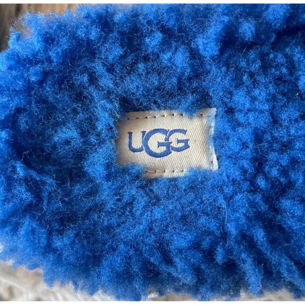 Ugg Sandal - image 6