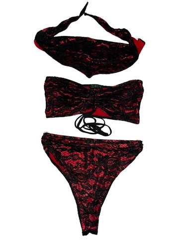 Raveival Club exx red with black lace set with mas