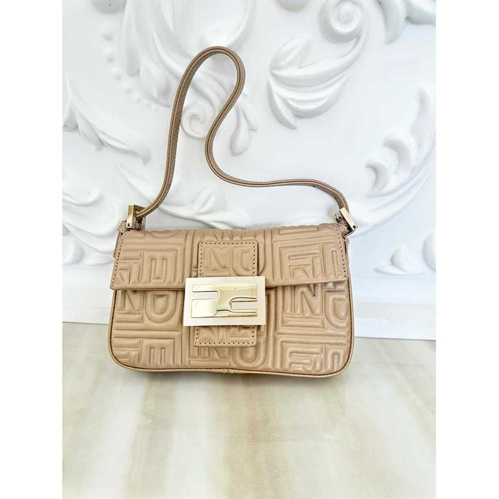 Fendi Baguette 1997 Re-Edition leather handbag - image 2