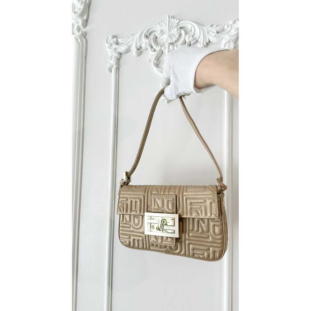 Fendi Baguette 1997 Re-Edition leather handbag - image 4