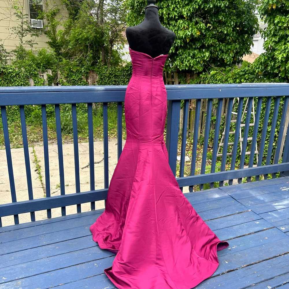 Fuchsia strapless Sherri hill dress - image 3