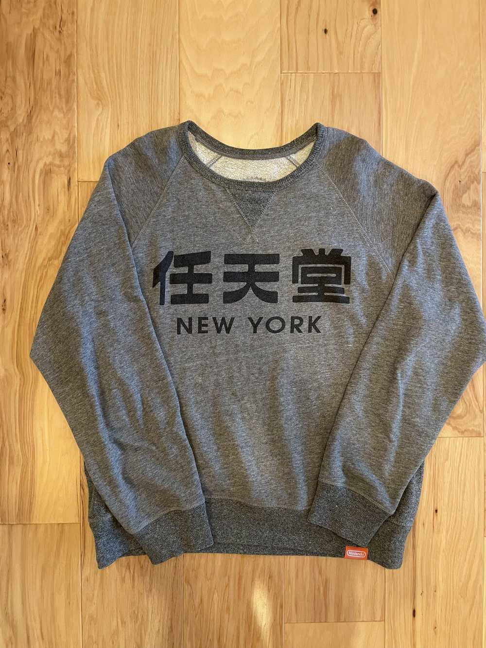 Nintendo Vintage Nintendo NYC Sweatshirt - Large - image 1