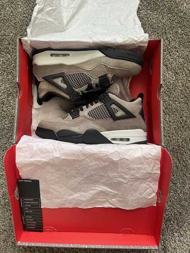 Jordan Brand × Nike × Streetwear Jordan 4 “ Taupe 