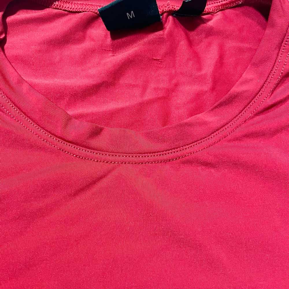 Hugo Boss mens red t-shirt crew neck size medium - image 4