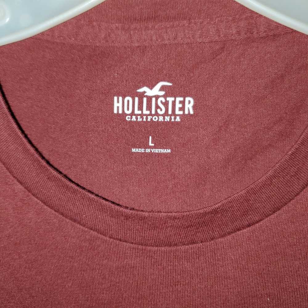 Hollister California  Unisex T-Shirt "Live in the… - image 4