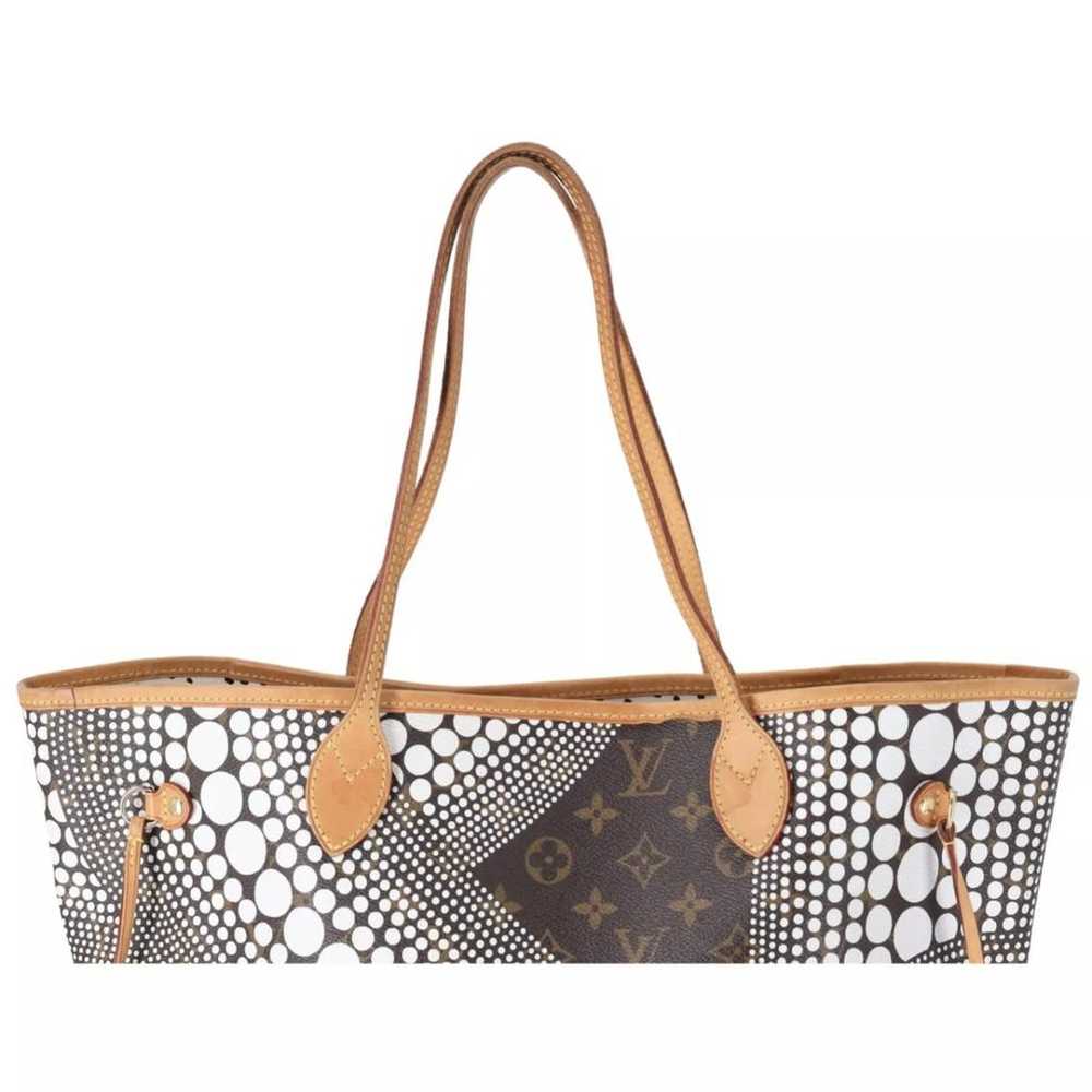 Louis Vuitton Neverfull leather tote - image 2