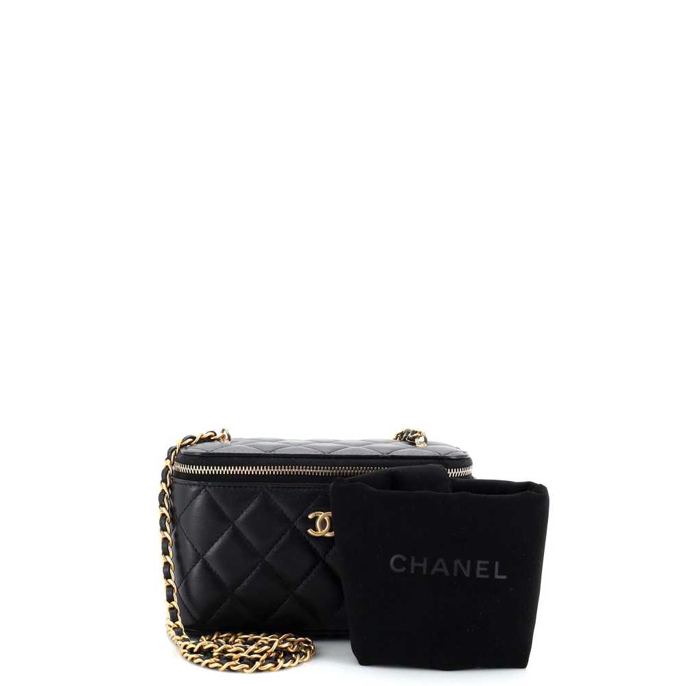 CHANEL Classic Vanity Case with Chain Quilted Lam… - image 2