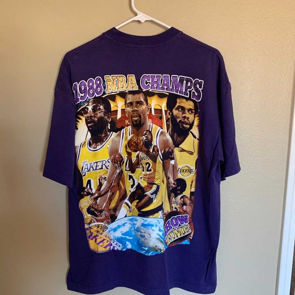 LA Lakers 1988 NBA World Champions Purple Shirt M… - image 4