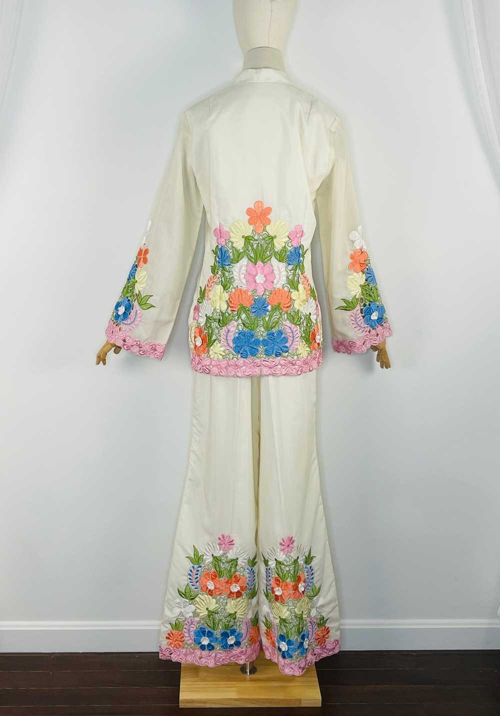 1970s floral embroidered matching ensemble - image 6