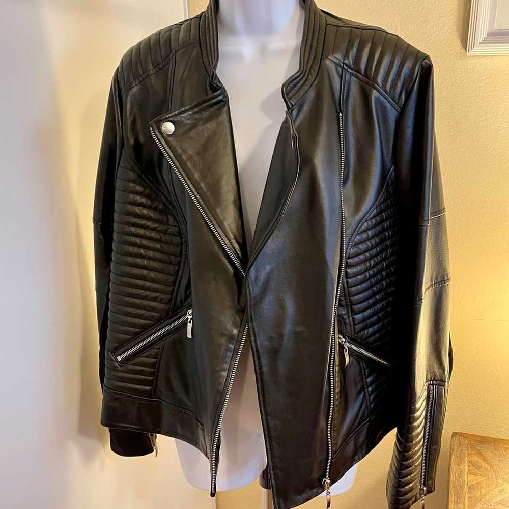 Women’s moto leather jacket - Size 20 - image 3