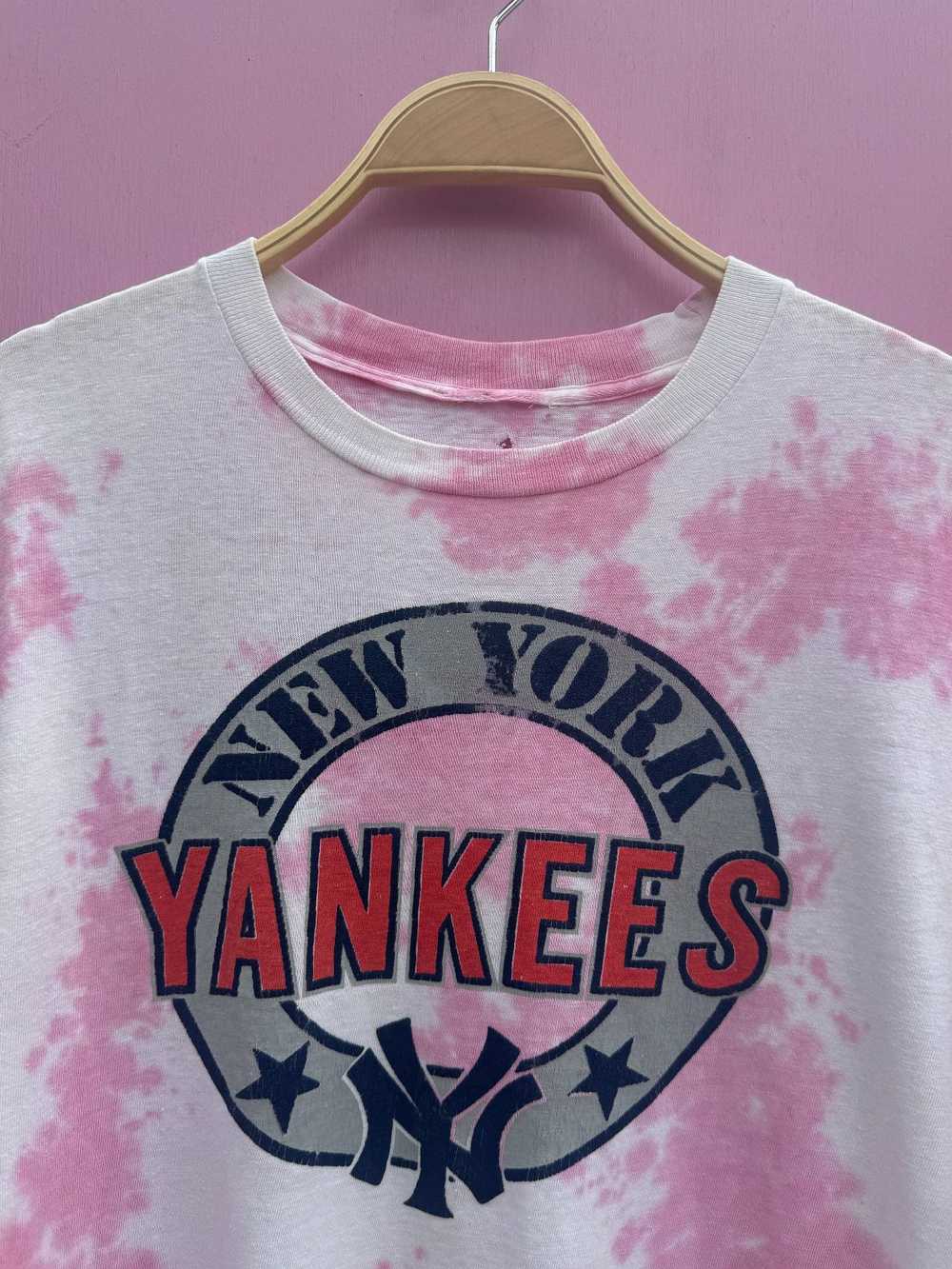 NEW YORK YANKEES OVER DYED GRAPHIC T-SHIRT - image 2