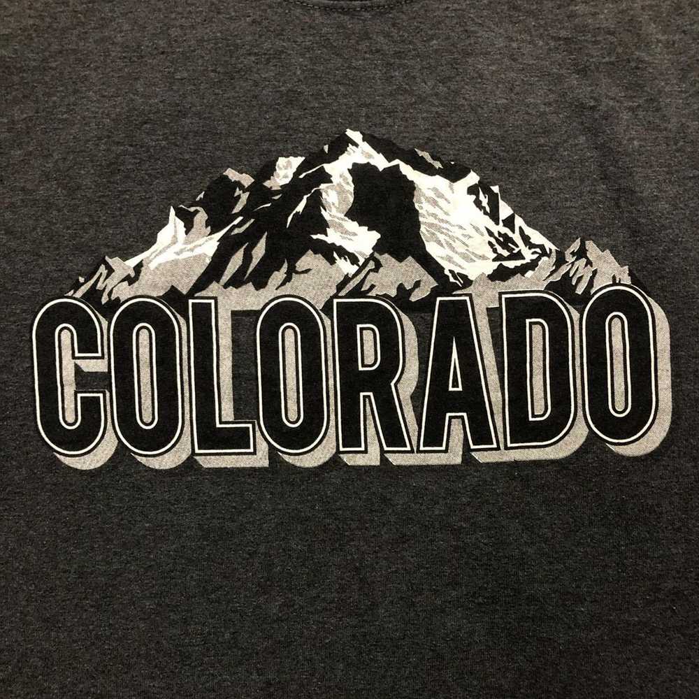 Gildan Men's Dark Grey Colorado Logo Graphic Tee - image 2