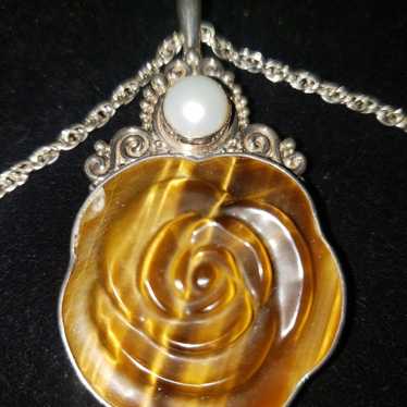 Sajen Sterling Silver Tigers Eye Flower Pendant