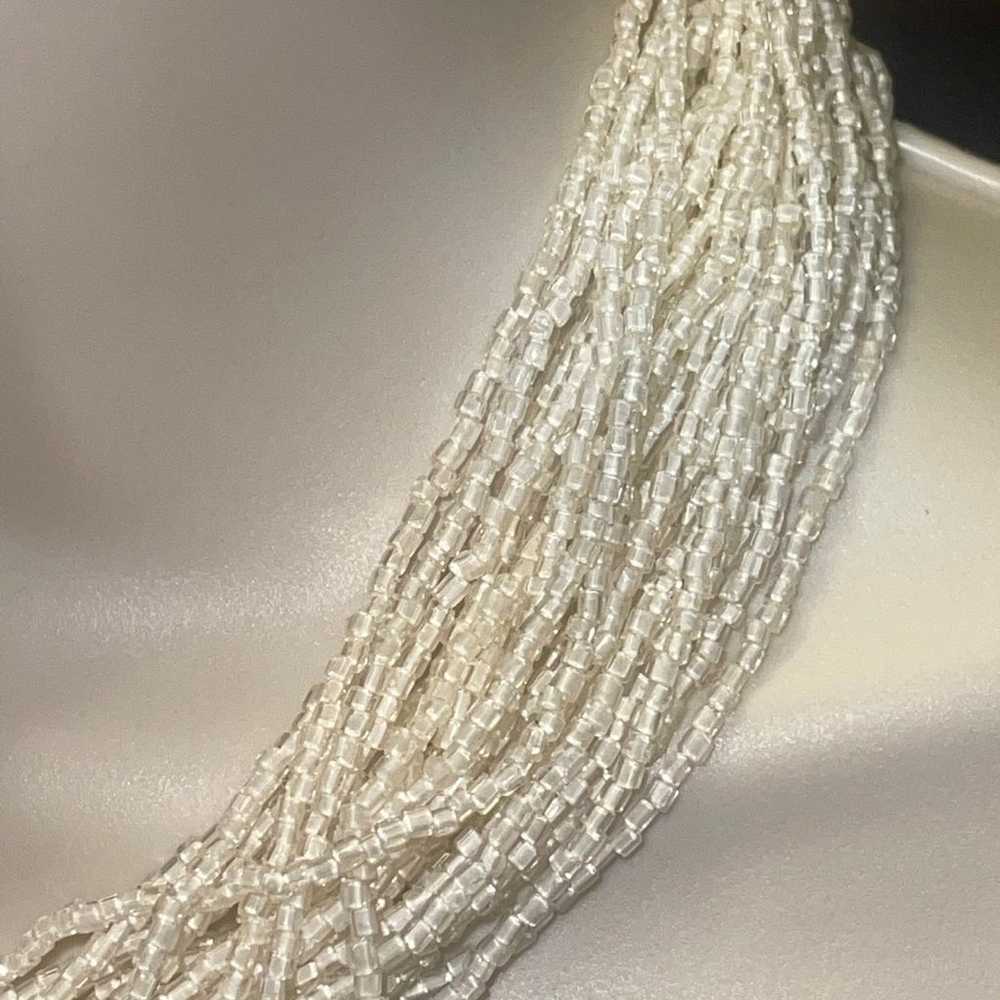 Vintage Layered White Beaded Necklace. - image 3