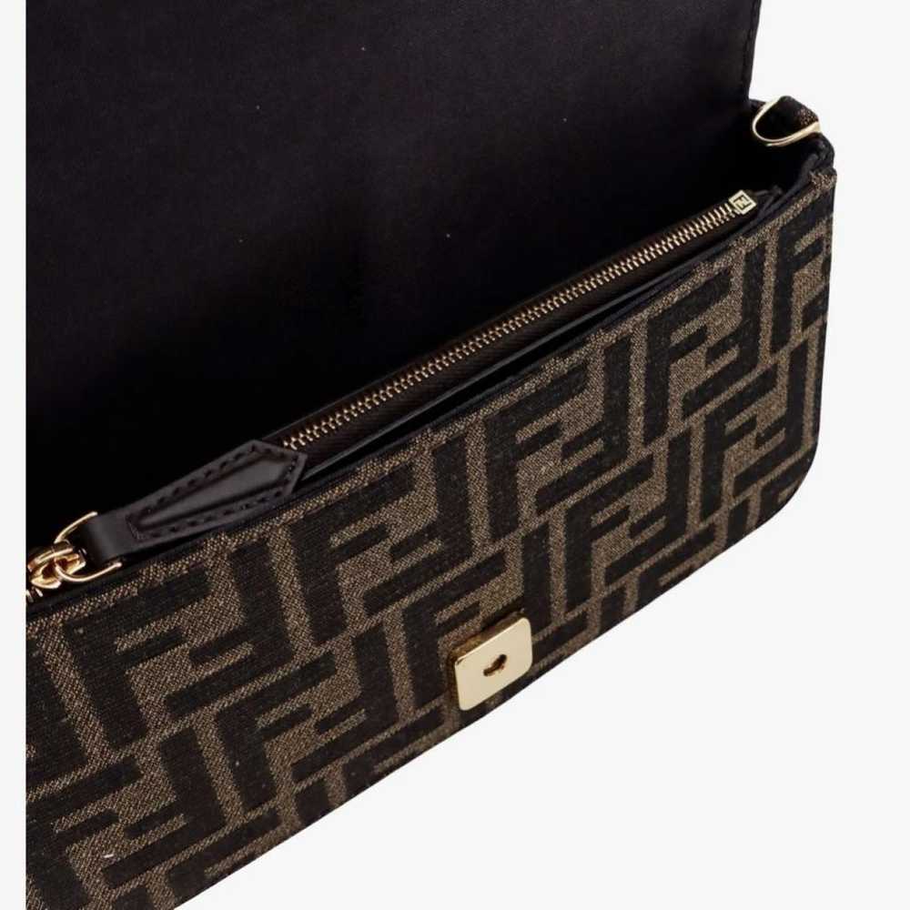 Fendi Fendigraphy leather crossbody bag - image 2