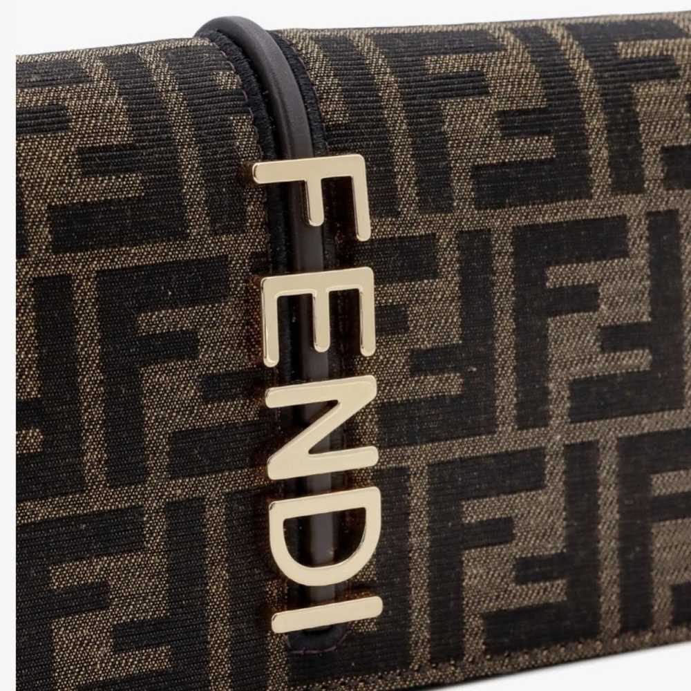 Fendi Fendigraphy leather crossbody bag - image 3